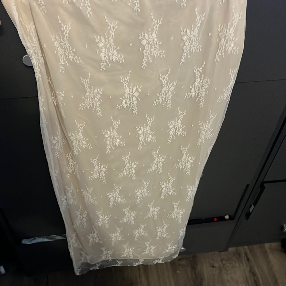 White Smear Skirt